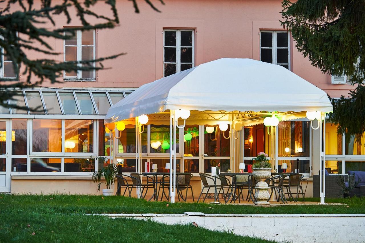 Logis Auberge Du Port Bazeilles Екстер'єр фото