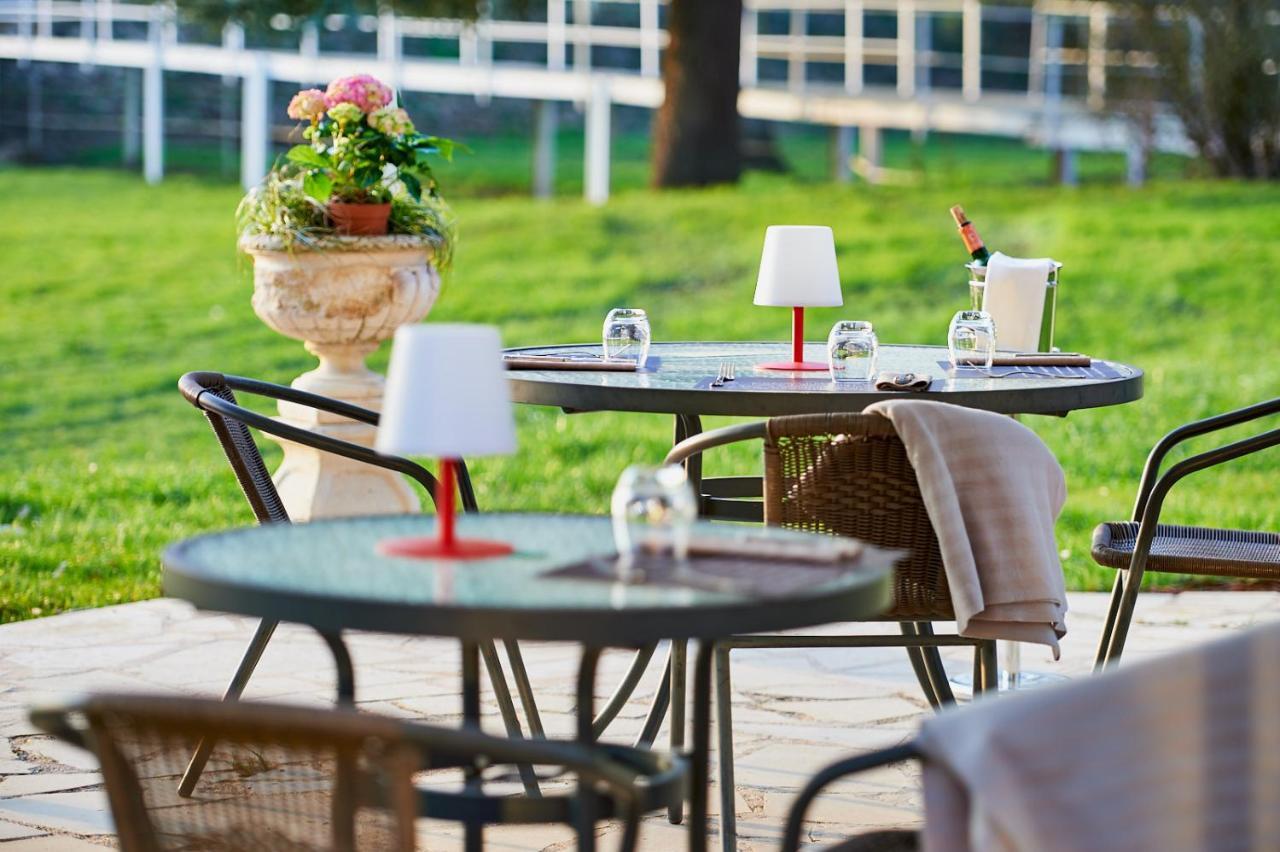 Logis Auberge Du Port Bazeilles Екстер'єр фото