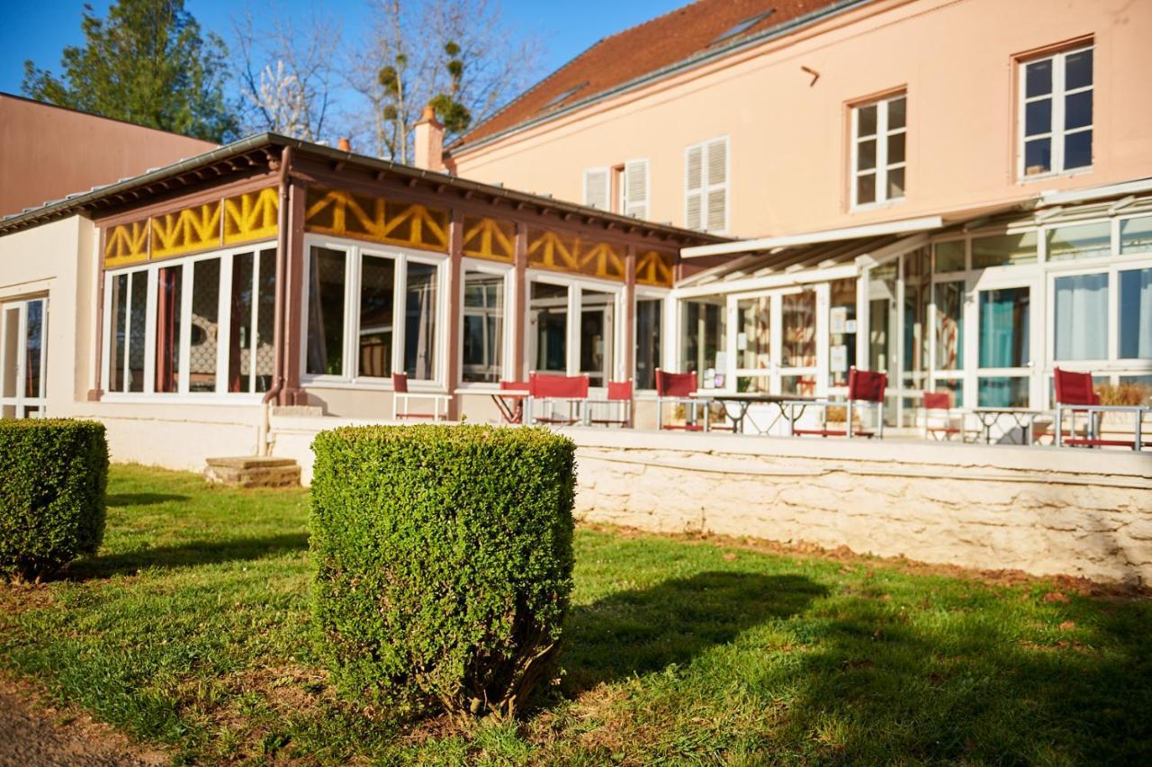 Logis Auberge Du Port Bazeilles Екстер'єр фото