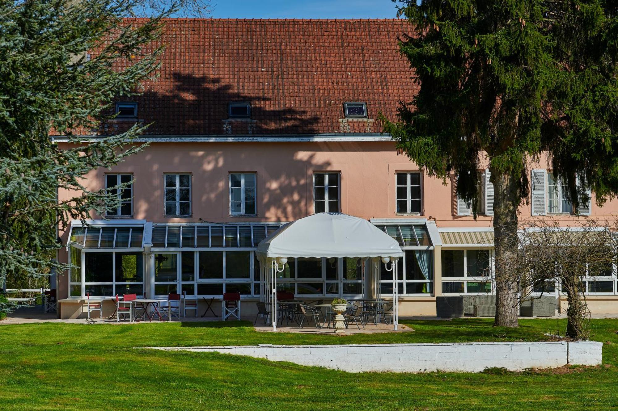 Logis Auberge Du Port Bazeilles Екстер'єр фото
